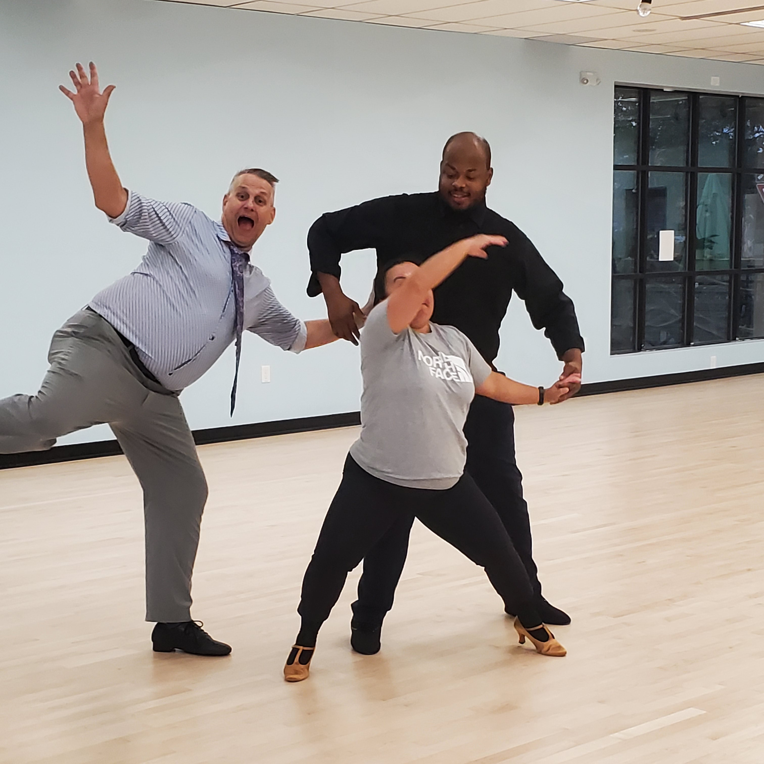 Certified Dance Instructors Teaching Couple in Grosse Pointe Woods MI